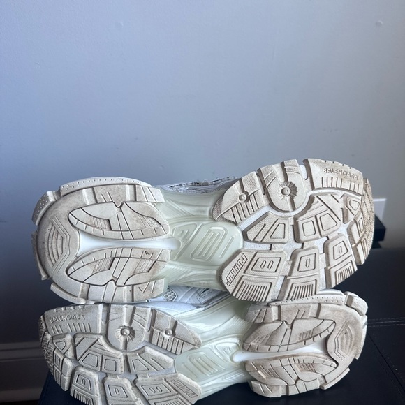 Balenciaga - Glow in the dark - Picture 3 of 4